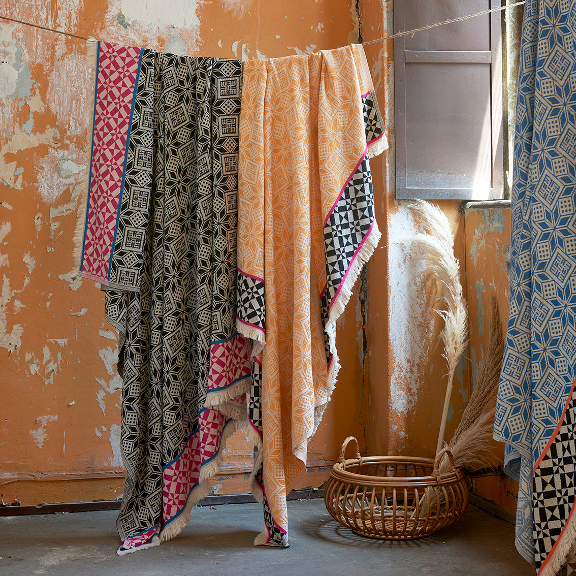 Siyah 'Antioch' Koltuk Şalı