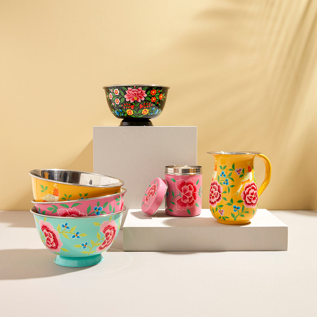 Siyah Lotus Emaye Kase