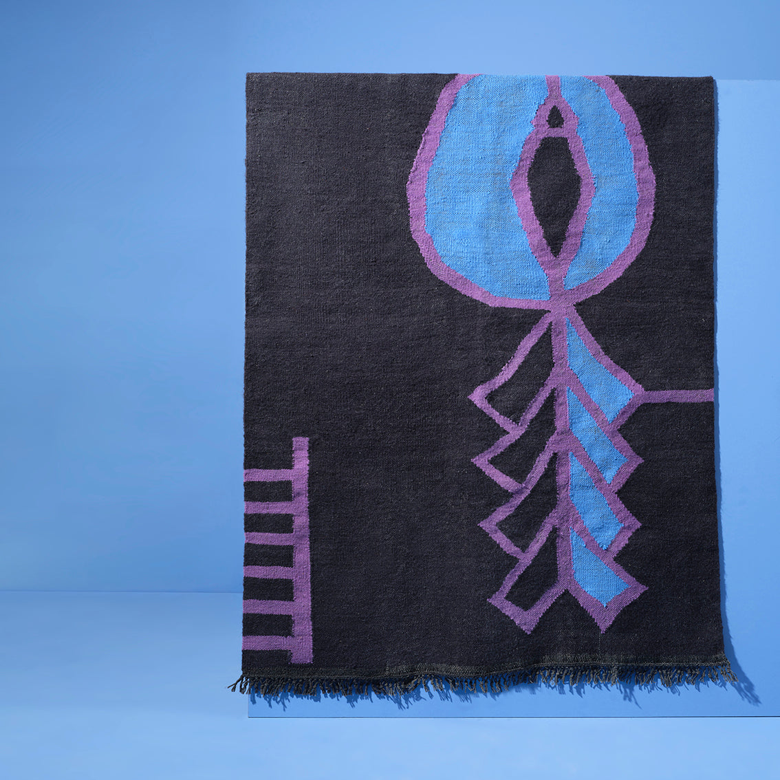 Uçan Kuş ve Merdiven Kilim, Antrasit