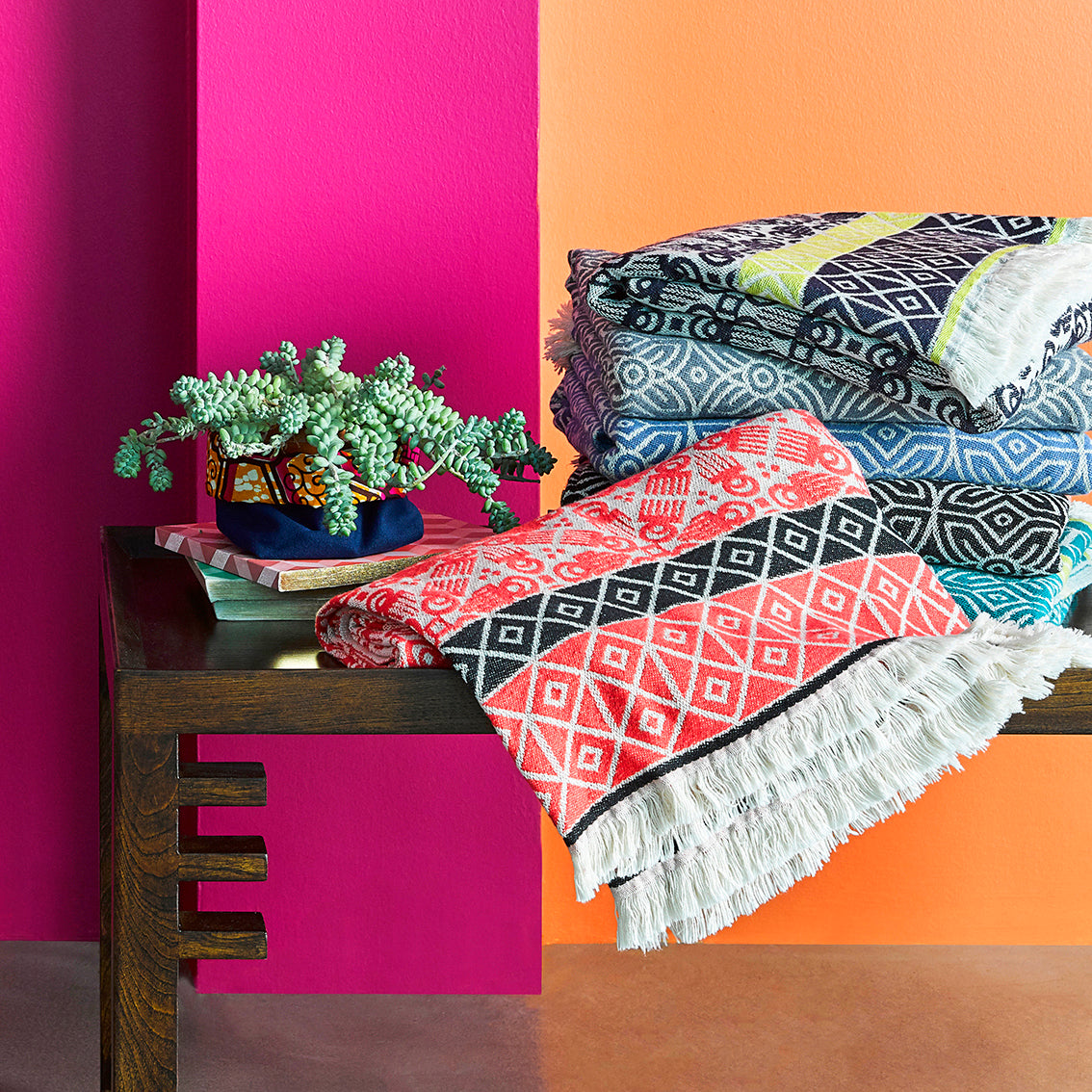 Red 'Duafe' Throw