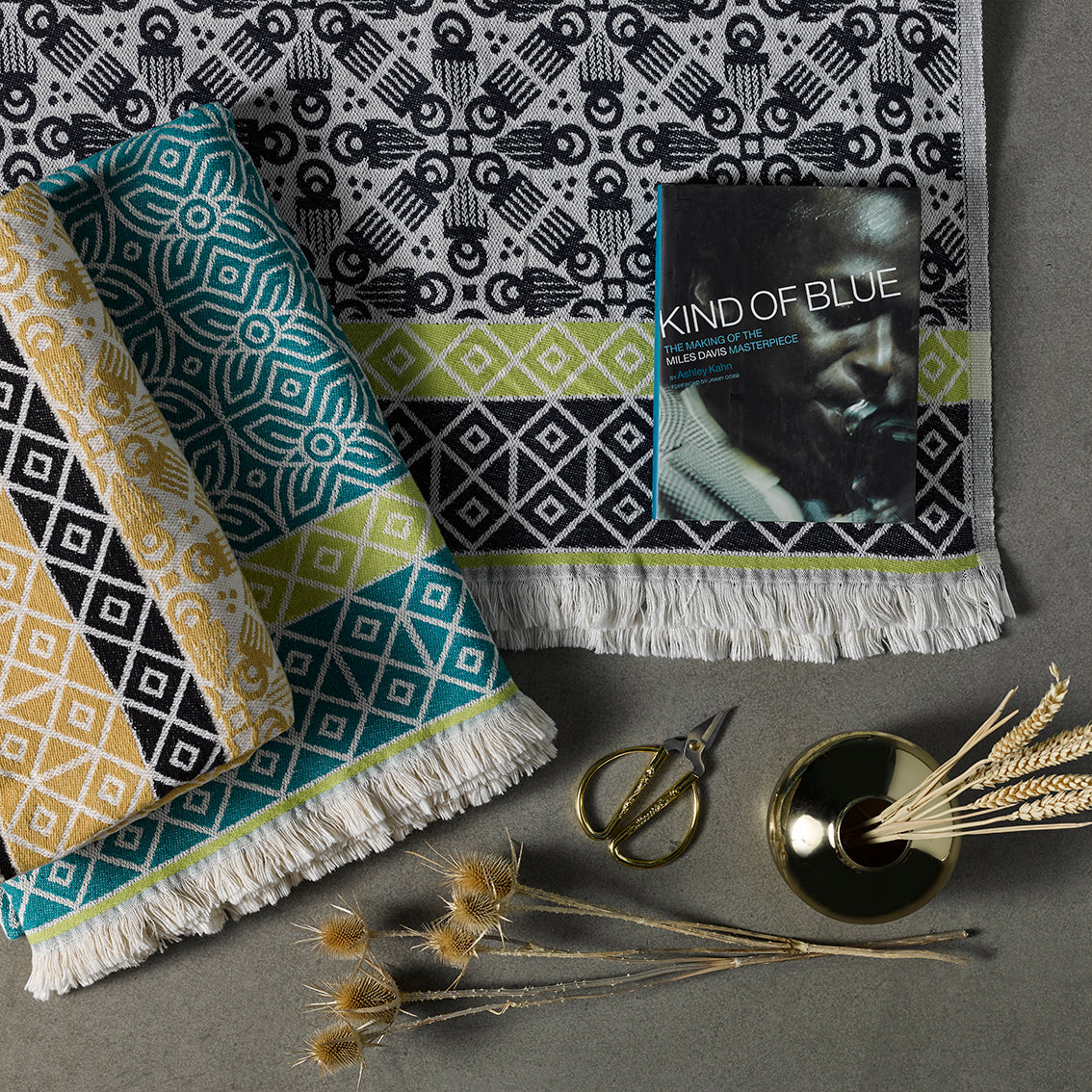 Navy 'Duafe' Throw